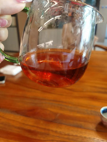 #22 xià guān tiě bǐng 2002 sheng puer (下关铁饼）