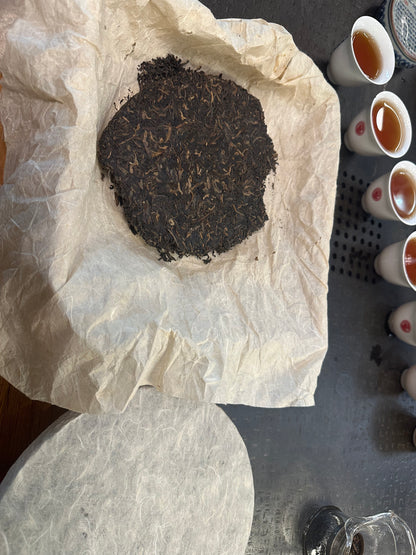 #22 xià guān tiě bǐng 2002 sheng puer (下关铁饼）