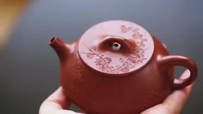 Plum blossom pot