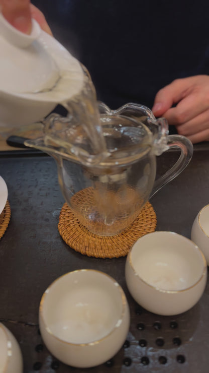 #12 Gé Dēng Gǔ Shù 2016 sheng puer (革登古树）
